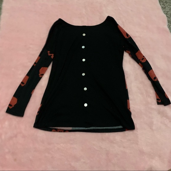 Skull Red And Black Long sleeve top - Picture 6 of 8